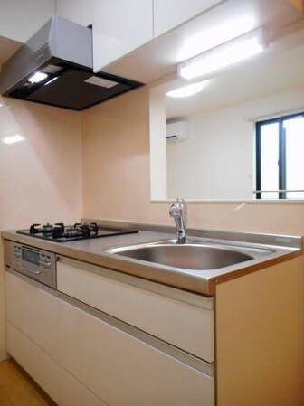 ルミエール モンドBの物件内観写真